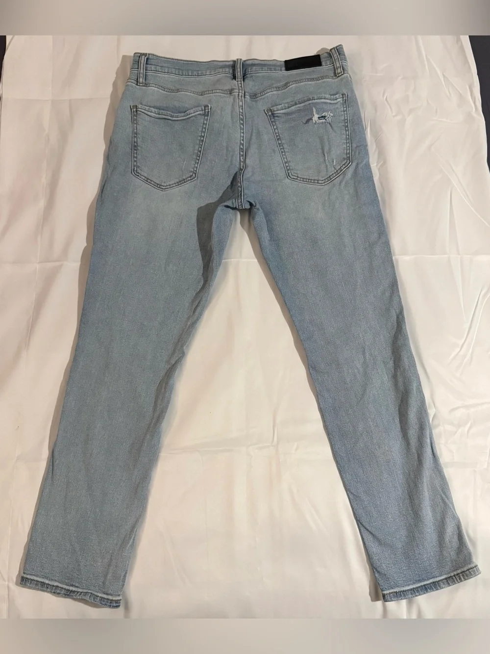 Original Use Slim Taper Distressed Light Wash Jeans